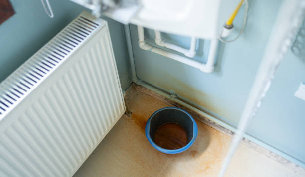 Best Fire Damage Restoration  in Sandy Hook, CT